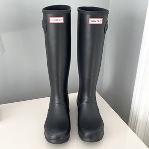 Hunter Rain Boots Matte Black Tall